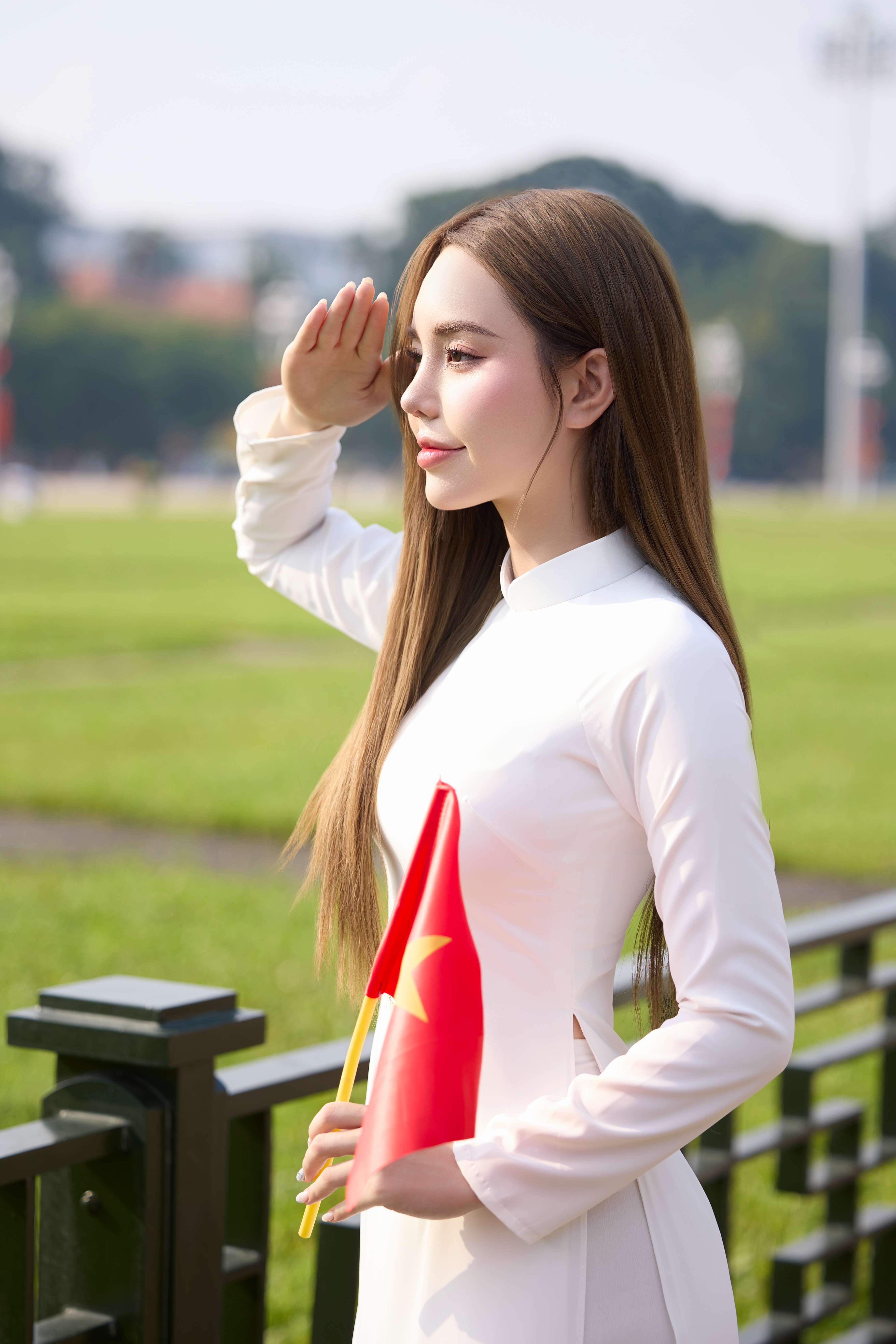 frontend/img/gallery/tinh-khoi-ao-dai-viet/tracy-studio-chup-ao-dai-lang-bac (3).jpg